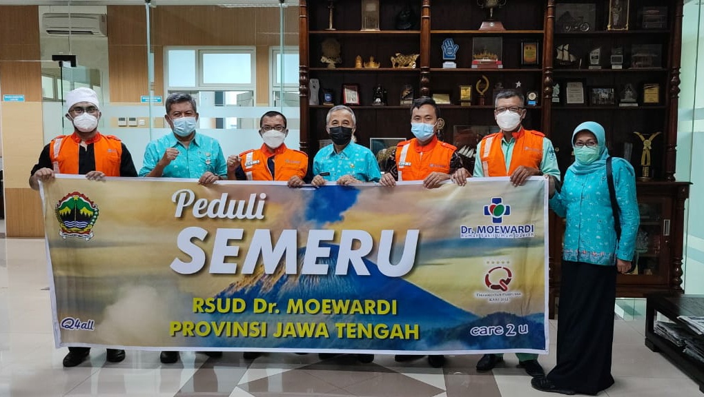 Pengiriman “Tim Peduli Semeru” RSUD Dr. Moewardi
