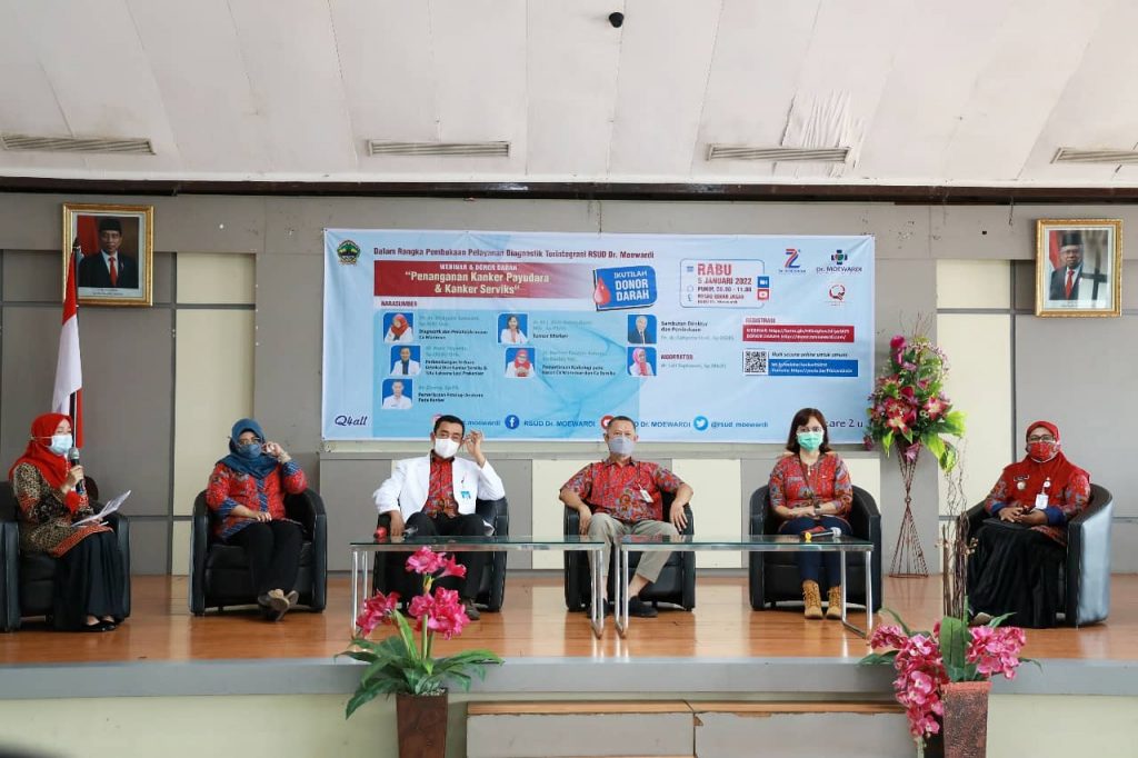 Webinar Penanganan Kanker Payudara dan Kanker Serviks