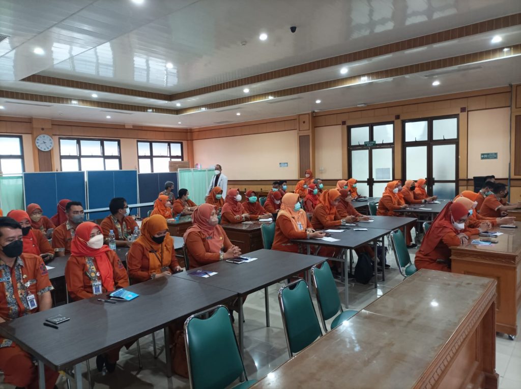 Pelatihan Manajemen Nyeri di RSUD Dr. Moewardi