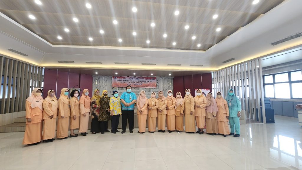 Peringatan HUT ke-23 Dharma Wanita Persatuan RSUD Dr. Moewardi dan Hari Ibu ke-94