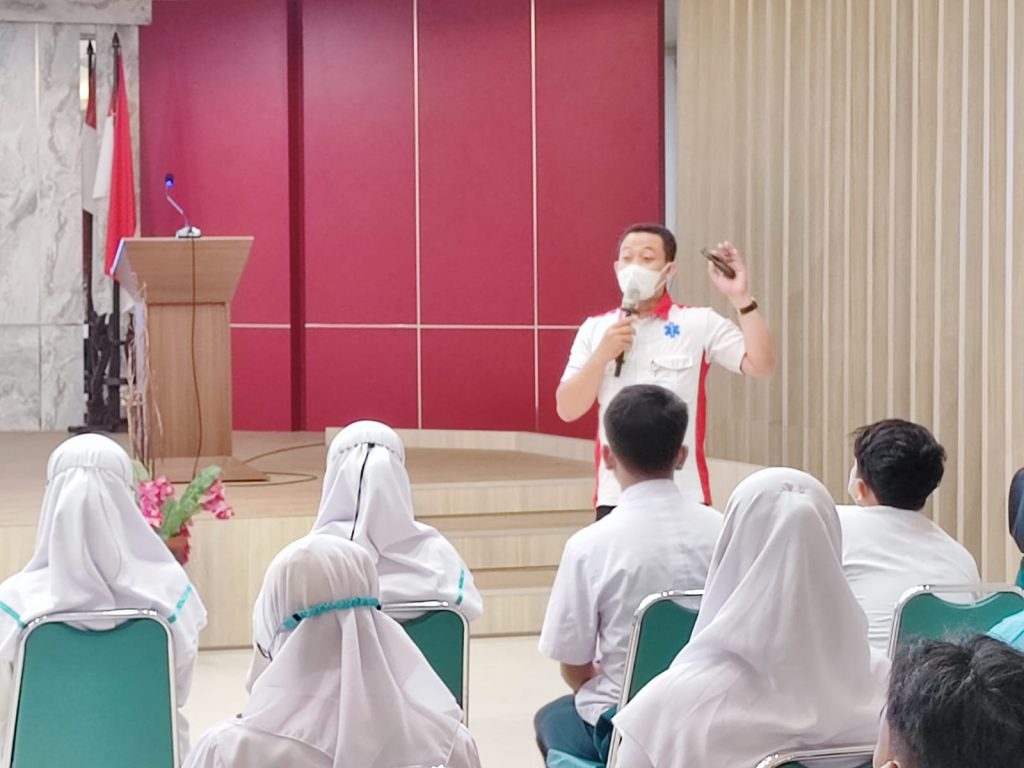 Pra Pendidikan Mahasiswa Kesehatan Lainnya di RSUD Dr. Moewardi