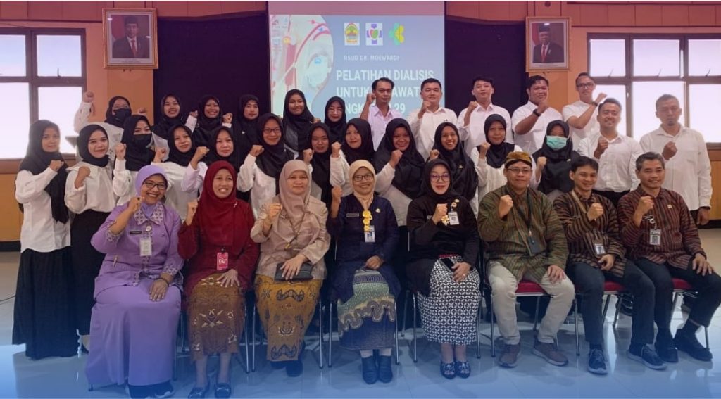 Diklat Dialisis di Rumah Sakit (RS) dan Klinik Khusus Dialisis di RSUD Dr. Moewardi